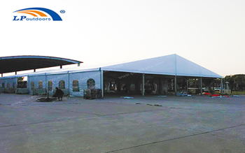 The 20X50m large tent with transparent window cloth achieves 100% space utilization